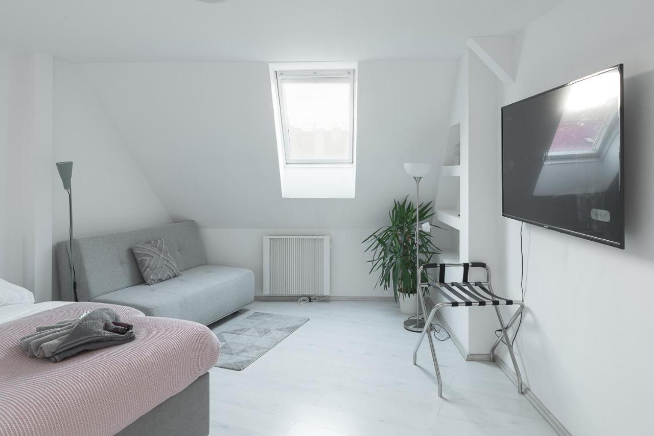 Skolska Winter Terrace Apartment Praga Zewnętrze zdjęcie