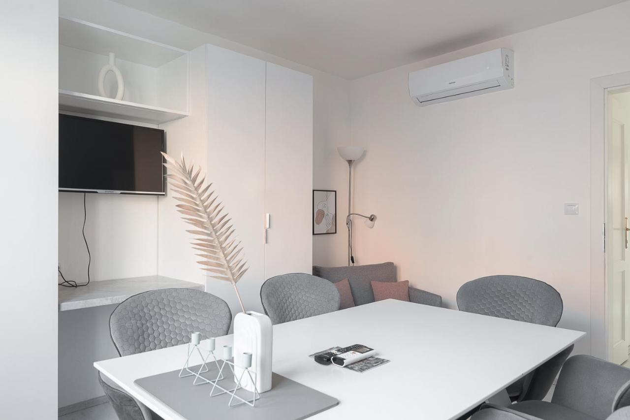 Skolska Winter Terrace Apartment Praga Zewnętrze zdjęcie