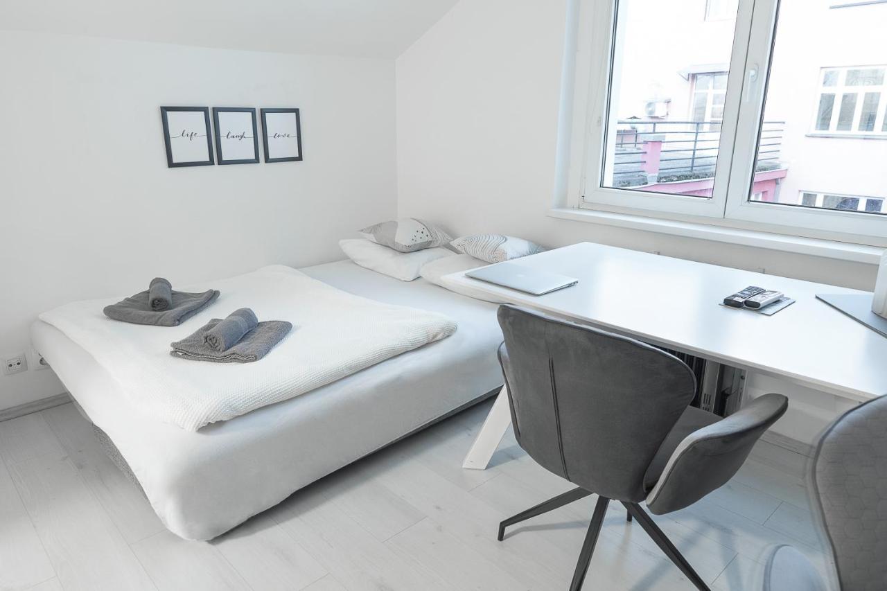 Skolska Winter Terrace Apartment Praga Zewnętrze zdjęcie